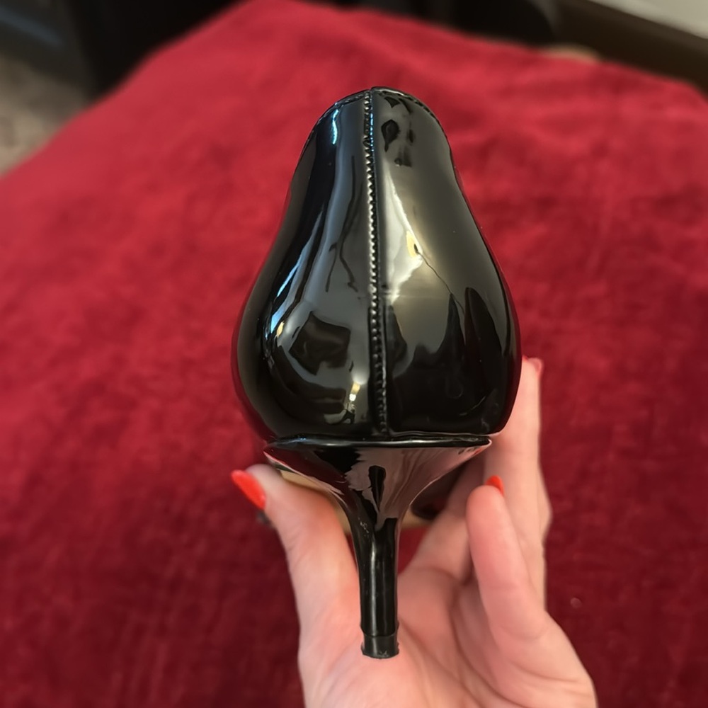 Marc Fisher Black Patent Leather Pointed-Toe Kitten Heels - Women's Pumps - Picture 8 of 10